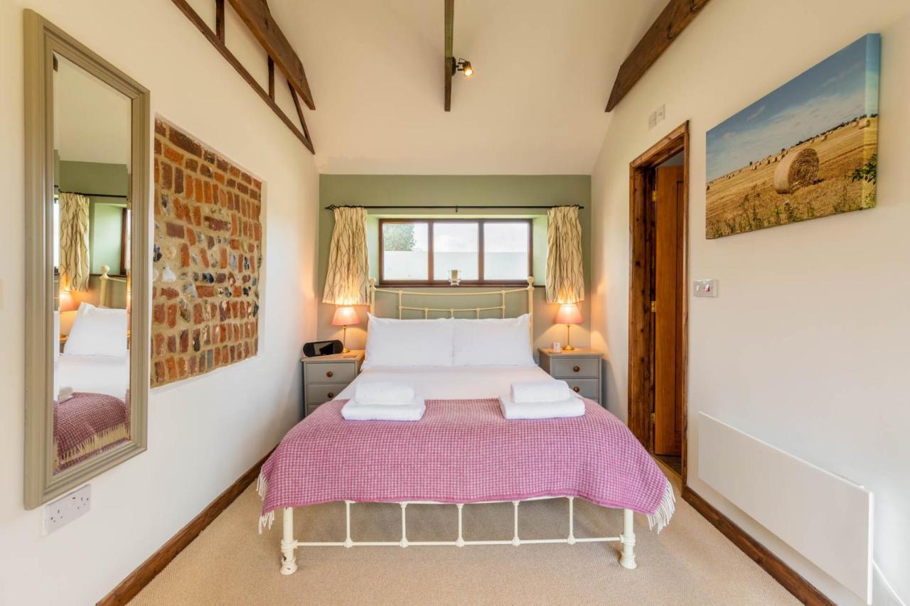 Host & Stay - Woodfalls Barn Burgh and Tuttington 외부 사진
