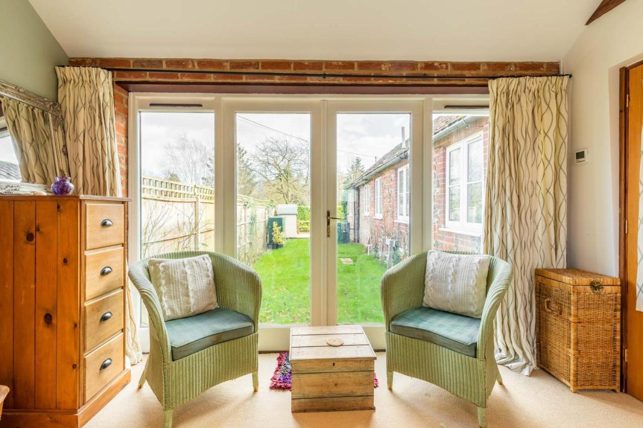 Host & Stay - Woodfalls Barn Burgh and Tuttington 외부 사진