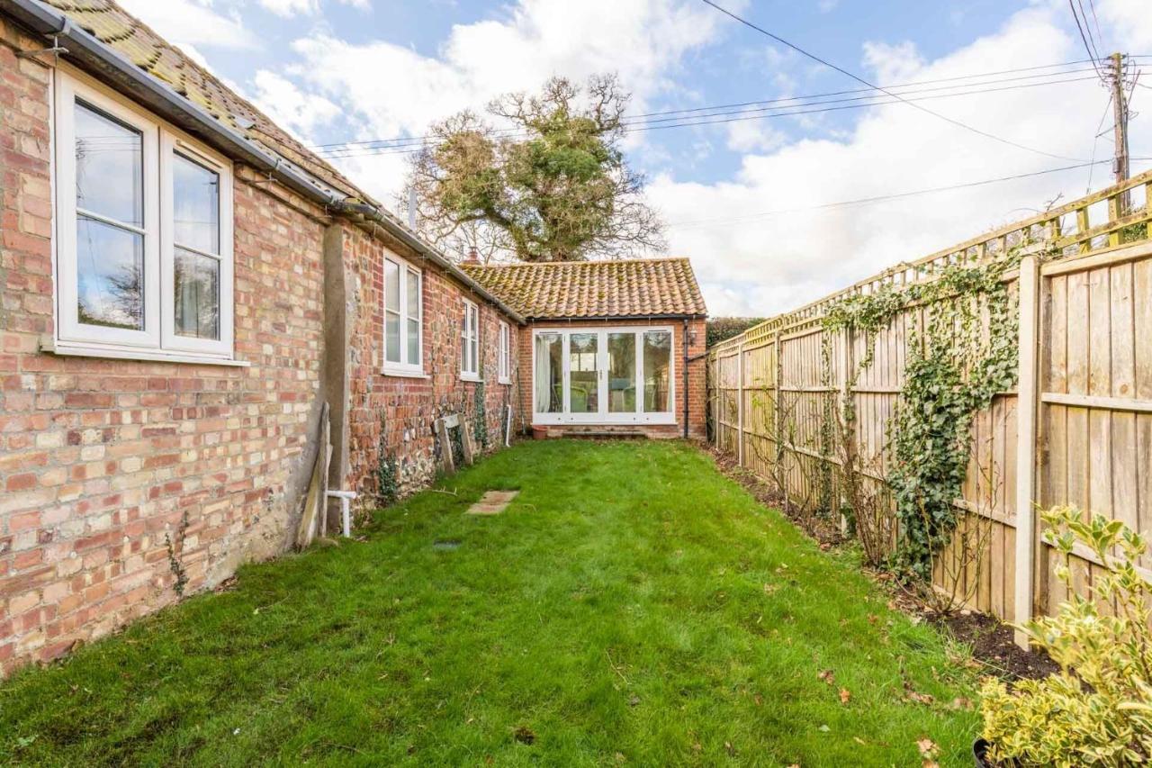Host & Stay - Woodfalls Barn Burgh and Tuttington 외부 사진